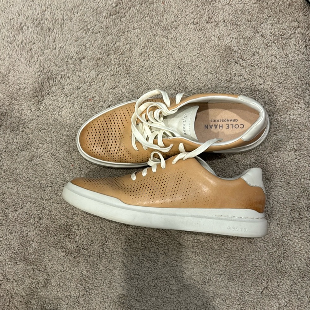 Cole HAAN